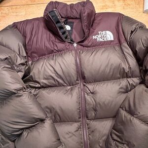 Women’s North face puffer jacket size Large